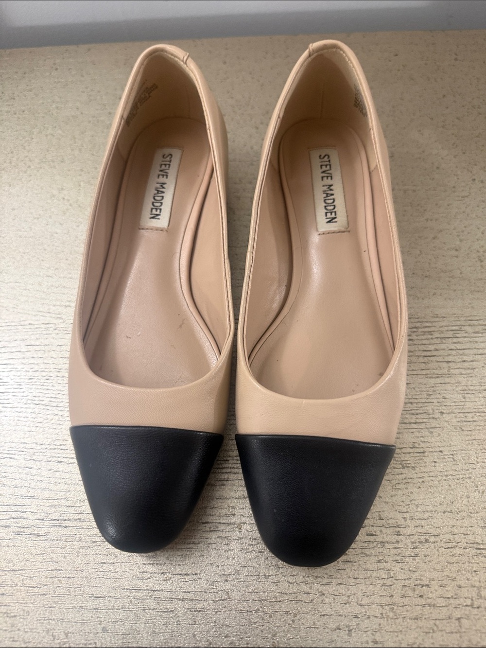 Steve Madden Two-Tone Beige and Black Cap-Toe Flats
